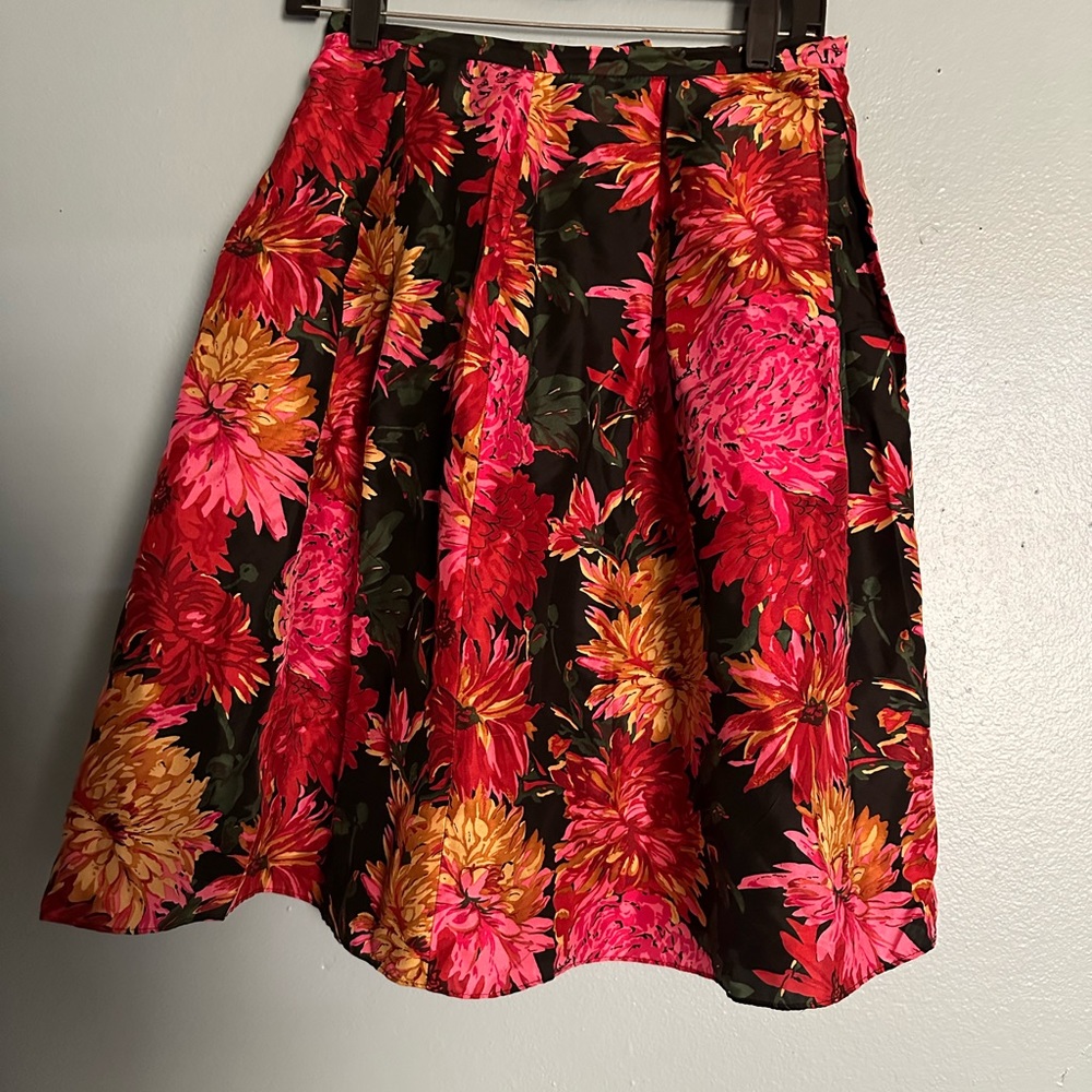 Floral flare skirt